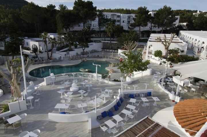 BG sells the Beach Club Hotel Portinatx for €60M