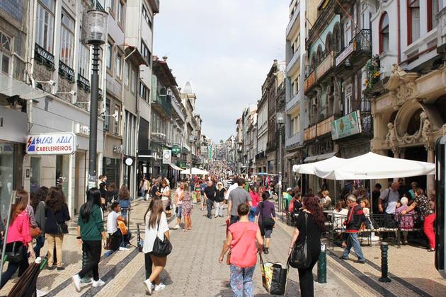Câmara do Porto aprova revogação do regulamento do alojamento local