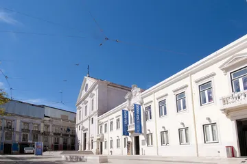 Santa Casa coloca 100 casas no mercado de arrendamento acessível de Lisboa
