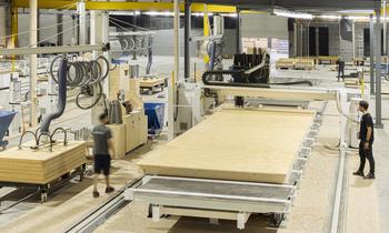 Vanguard investe 50 milhões em fábrica de casas em madeira