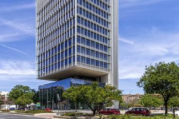 The insurance company GCO buys an office building in Madrid from Colonial